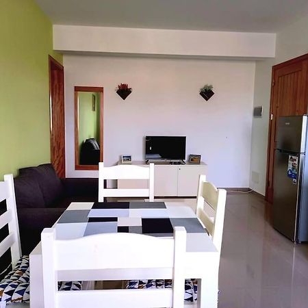 Apartamento Em Santa Maria- Espacoso&Confortavel Luaran gambar