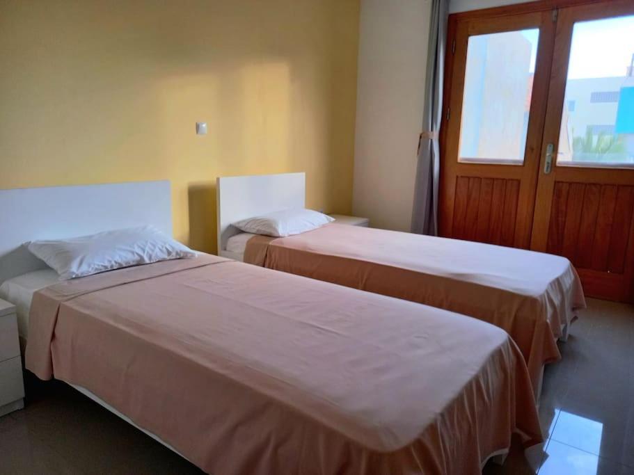 Apartamento Em Santa Maria- Espacoso&Confortavel Luaran gambar