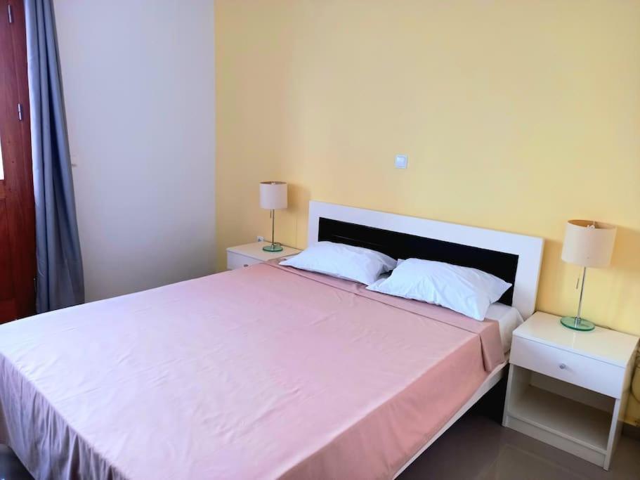 Apartamento Em Santa Maria- Espacoso&Confortavel Luaran gambar