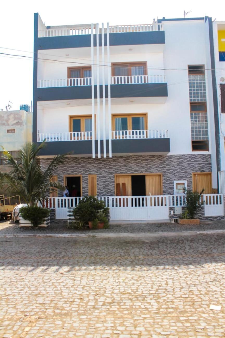 Apartamento Em Santa Maria- Espacoso&Confortavel Luaran gambar
